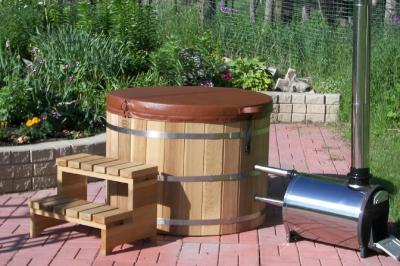 Redwood Hot Tubs Very Popular Choice For Hot Tubs at Northern Lights C