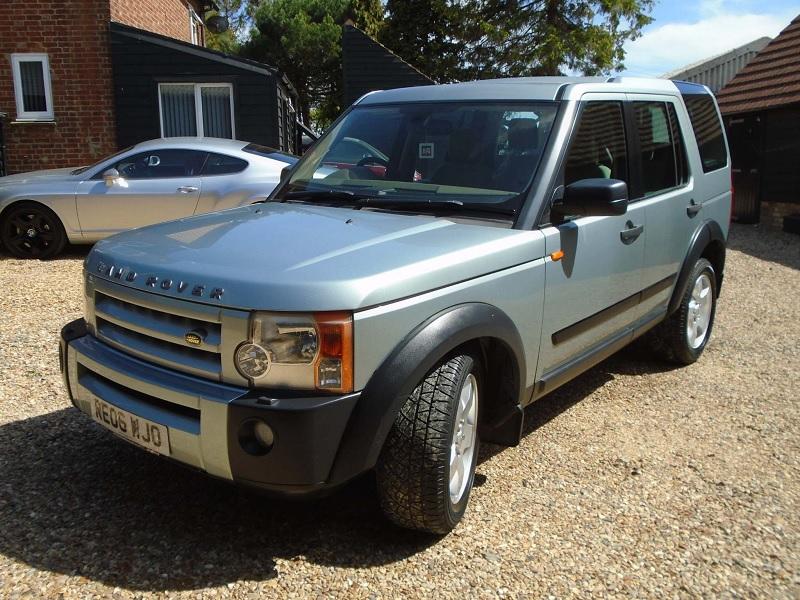 LAND ROVER, DISCOVERY 3 2006 (06) 2.7 TD V6 S 5dr Auto For Sale in Lon