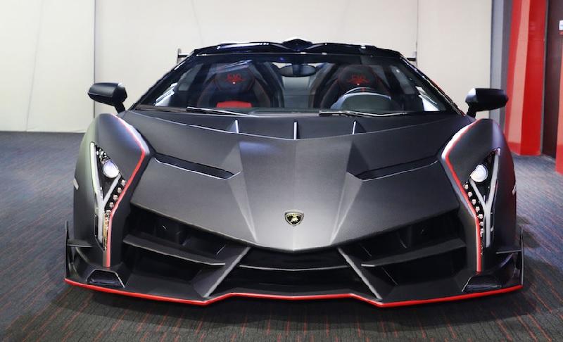 1 of 9 Lamborghini Veneno Roadster for Sale in Dubai