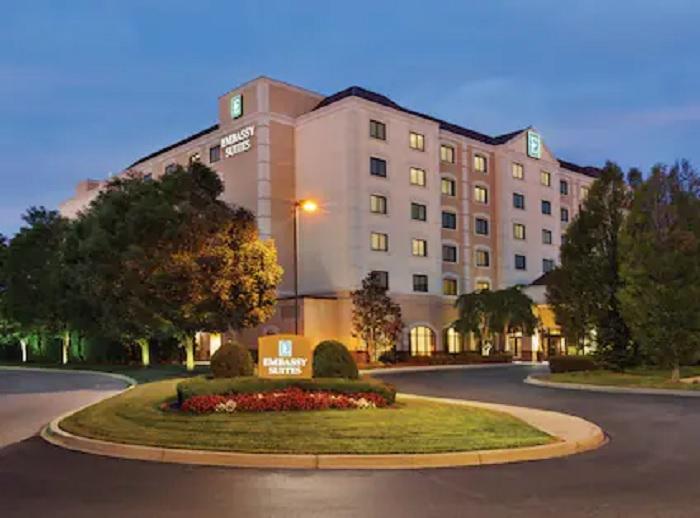Embassy Suites by Hilton Louisville East, Kentucky